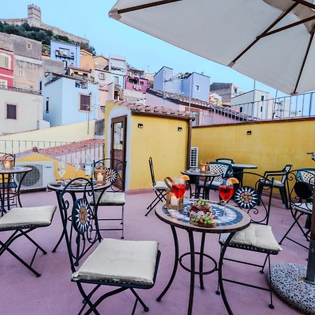 S'Apposentu - Un'Angolo Di Paradiso Con La Vista Sul Castello 보사 외부 사진